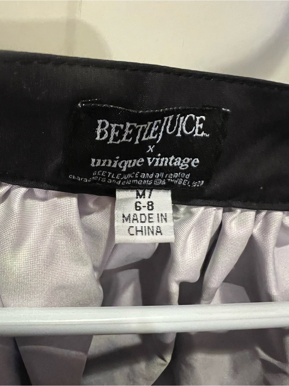 Unique Vintage Black and White Sandworm Gathered Skirt - Picture 1 of 4